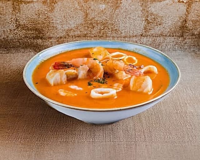 Cazuela De Mariscos / Seafood Casserole.