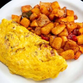 Tortilla Con Jamón / Ham Omelette with Home Fries