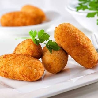 Croquetas De Pollo O Jamón / Chicken or Ham Croquette