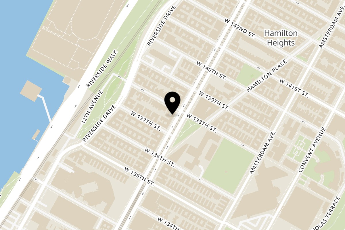Map showing the location of La Flor De Broadway on 3395 Broadway in New York